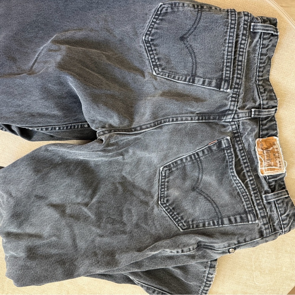 Black High-Waisted Denim Levi’s Jeans